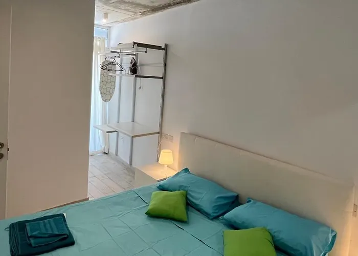 Endless Holiday Paceville San Ġiljan